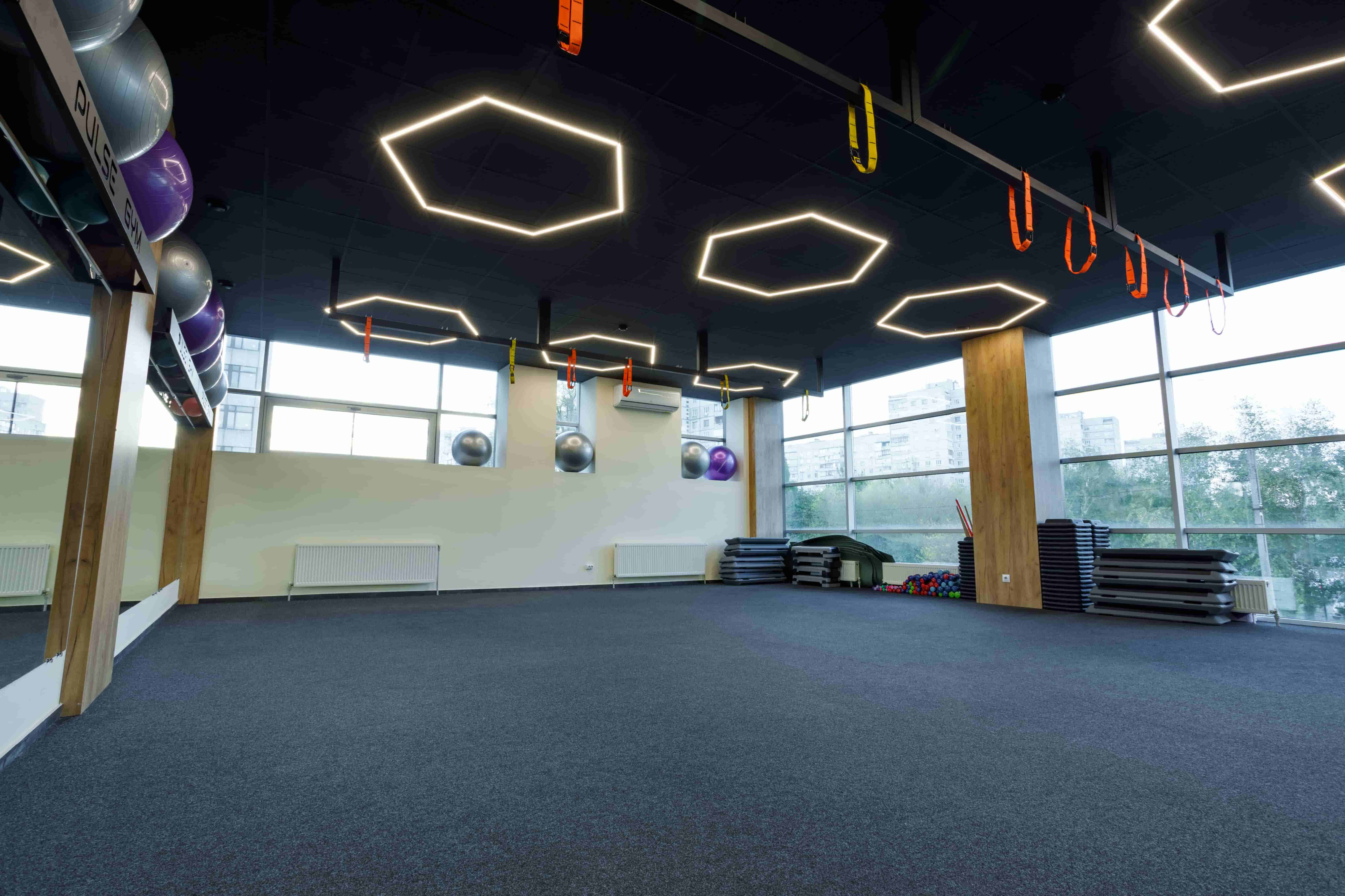 exercise-equipment-empty-gym.jpg