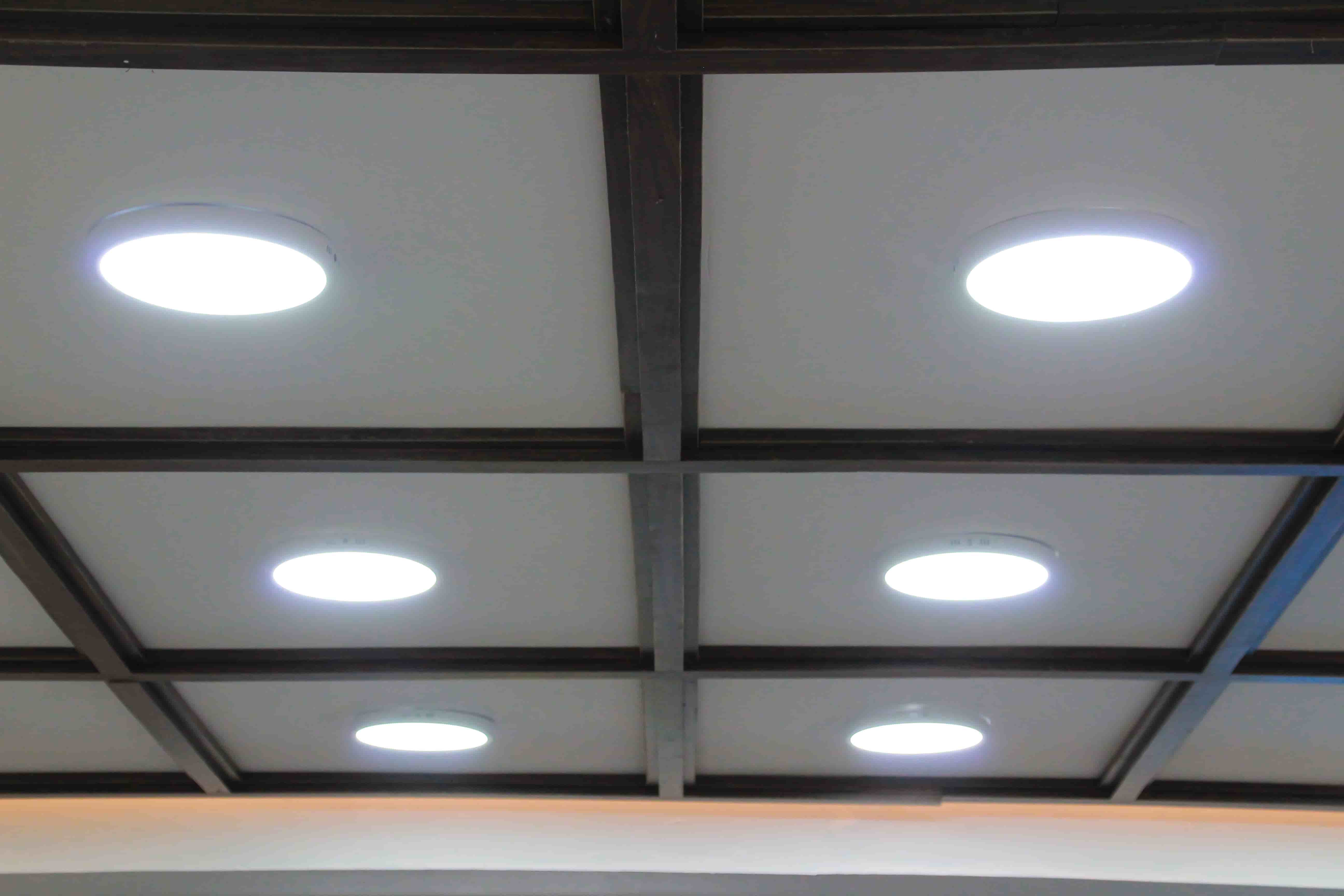 round-led-lights-white-ceiling.jpg (2)